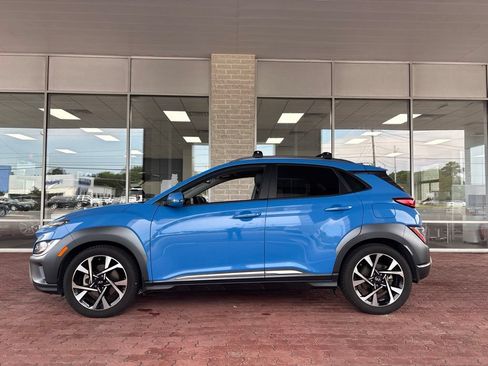 Certified 2022 Hyundai Kona Limited AWD/4WD image 11