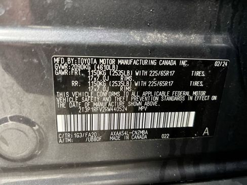 Used 2024 Toyota RAV4 XLE image 28