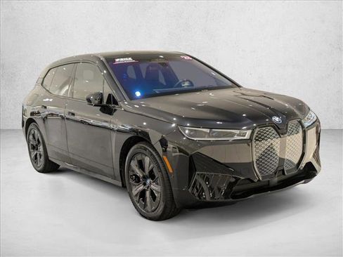 Used 2025 BMW iX M60 image 3