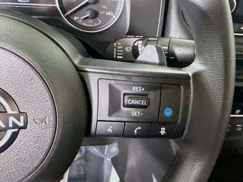 Certified 2024 Nissan Rogue SV image 21