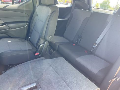 Used 2023 Chevrolet Traverse LT w/ LPO, Floor Liner Package image 11