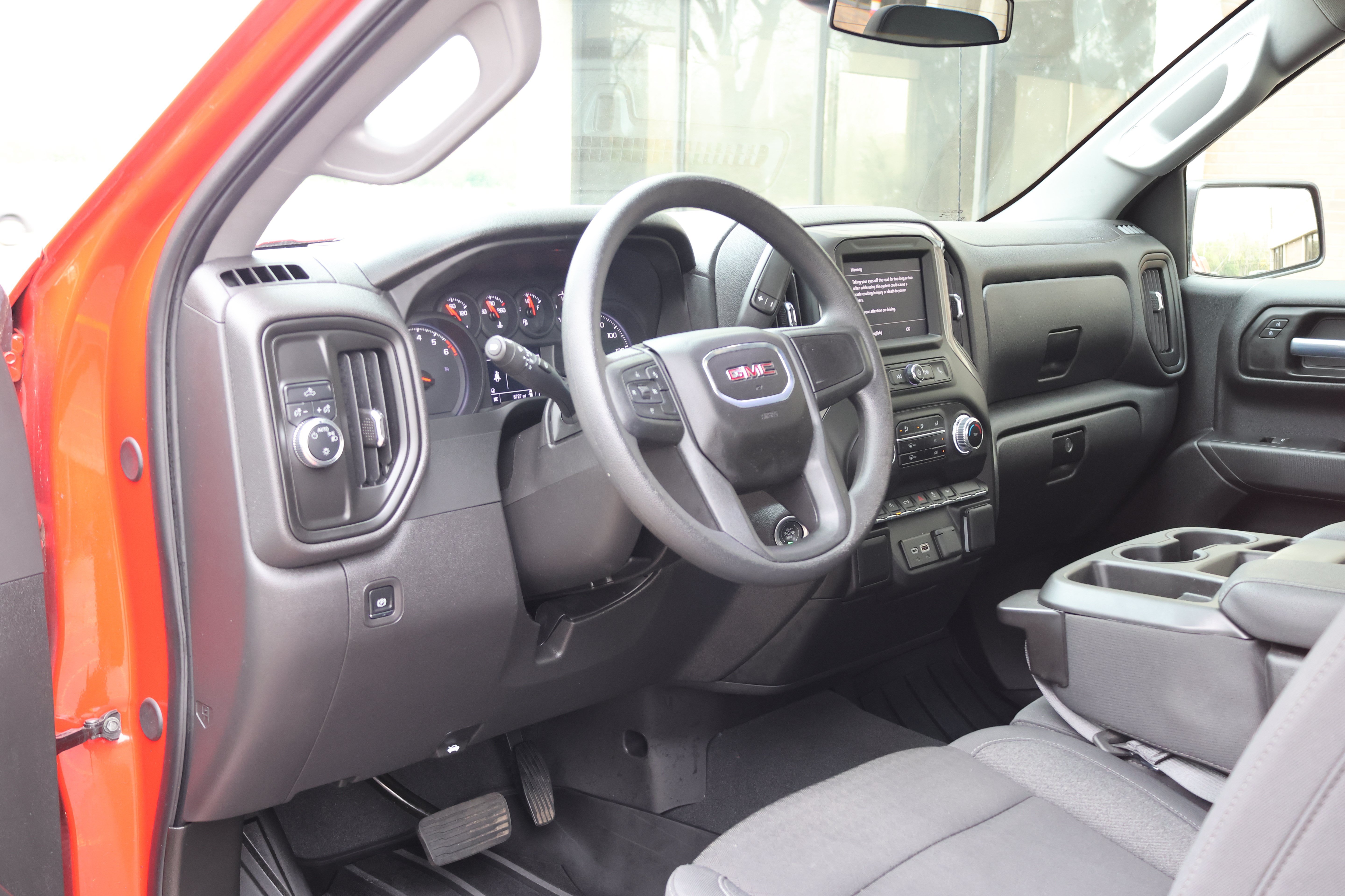 Used 2025 GMC Sierra 1500 Pro w/ Convenience Package RWD image 18
