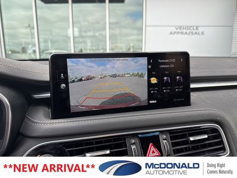 Used 2023 Genesis G70 2.0T AWD/4WD image 7