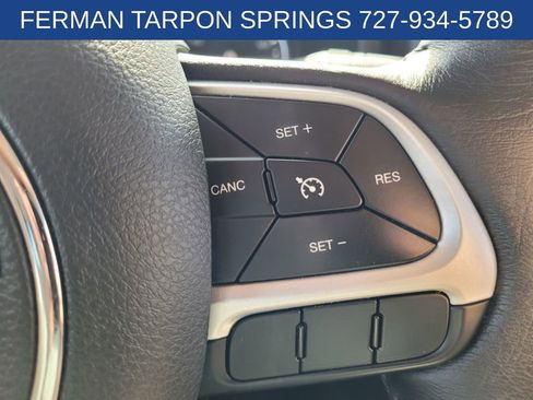 Used 2020 Jeep Renegade Latitude w/ Cold Weather Group image 32