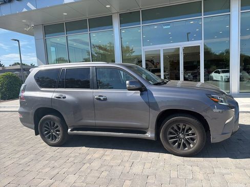 Certified 2023 Lexus GX 460 Premium w/ Premium Package AWD/4WD image 11