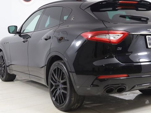 Used 2018 Maserati Levante GranSport image 30
