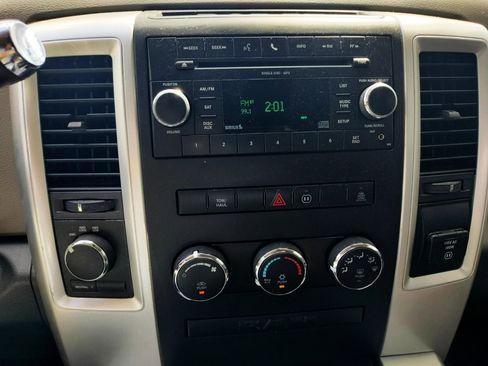 Used 2011 RAM 2500 Big Horn image 25