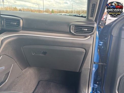 Used 2023 Ford Explorer XLT w/ Equipment Group 202A AWD/4WD image 10