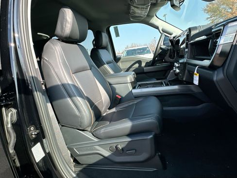 New 2026 Ford F250 Lariat w/ Chrome Package image 36