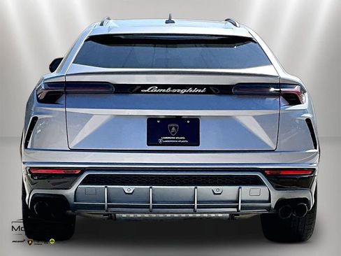 Used 2020 Lamborghini Urus image 4