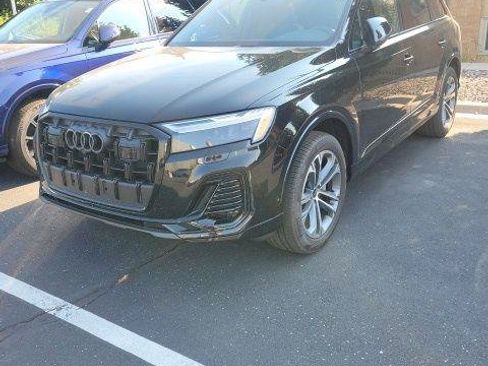 Used 2026 Audi Q7 2.0T Premium w/ Convenience Plus Package AWD/4WD image 1