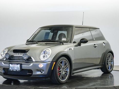 Used 2005 MINI Cooper S FWD image 2