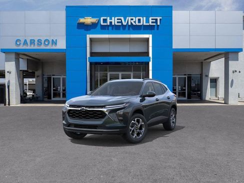 New 2026 Chevrolet Trax LT w/ Driver Confidence Package image 8