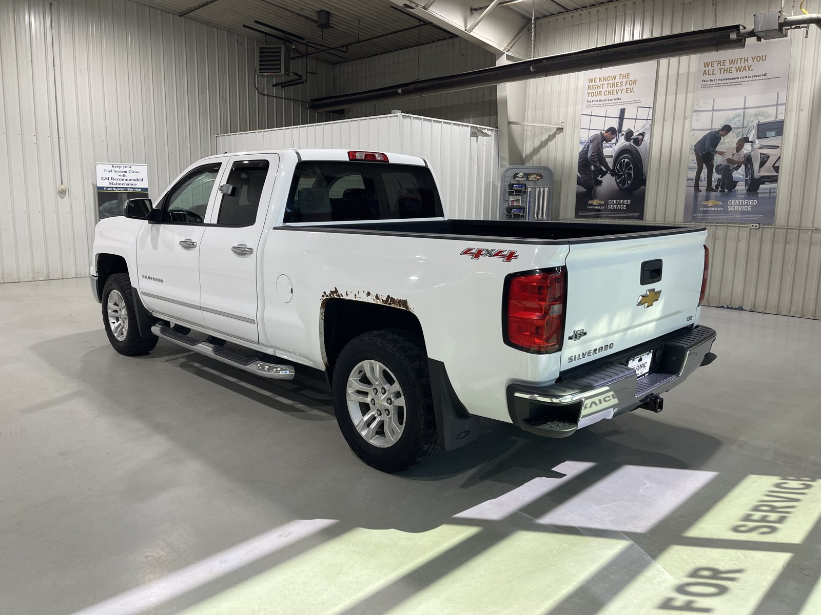 Used 2014 Chevrolet Silverado 1500 LTZ AWD/4WD image 6