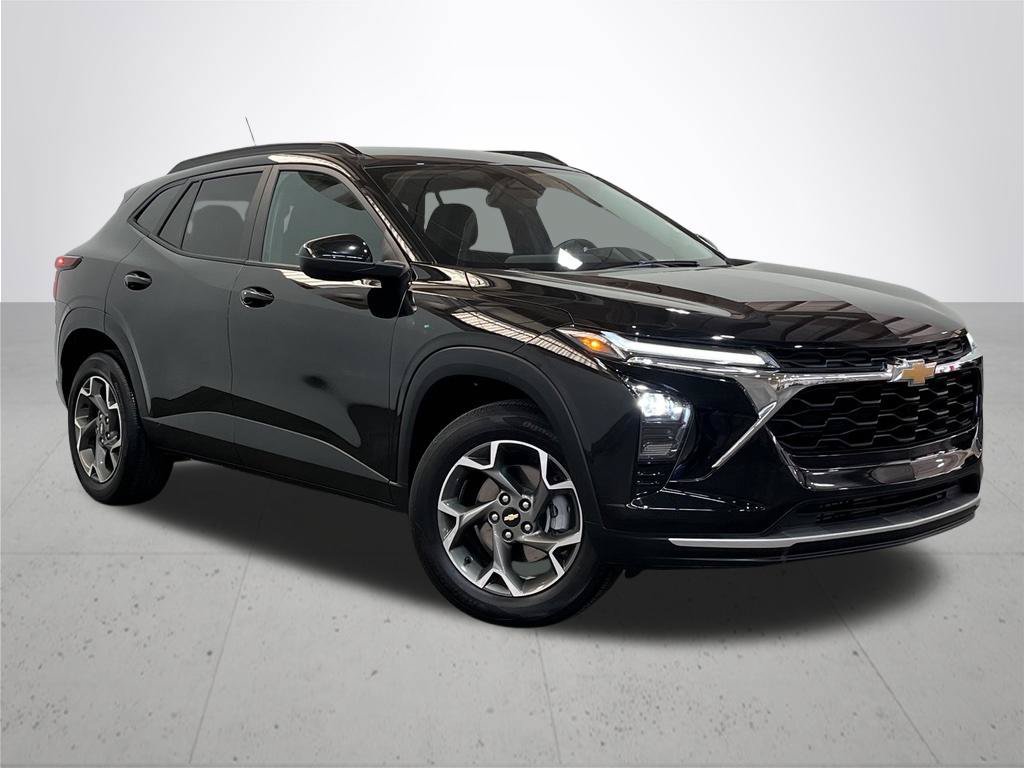 Certified 2025 Chevrolet Trax LT w/ LT Convenience Package FWD image 7