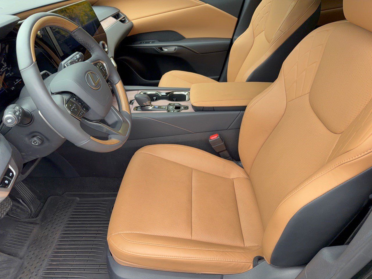 Used 2025 Lexus RX 350 Premium w/ Convenience Package AWD/4WD image 5