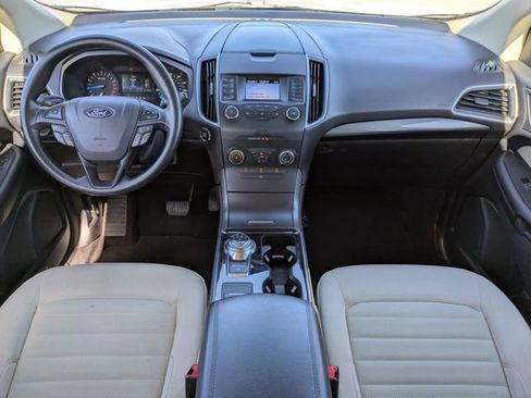 Used 2019 Ford Edge SE w/ SE Fleet Driver's Package image 15