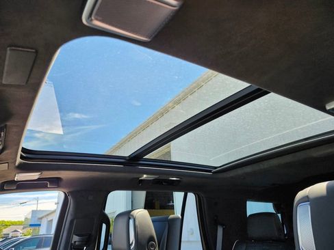 Certified 2026 Cadillac Escalade Platinum Sport w/ LPO, Floor Liner Package AWD/4WD image 20