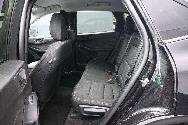 Used 2025 Ford Escape Active AWD/4WD image 11
