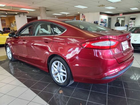 Used 2014 Ford Fusion SE image 7