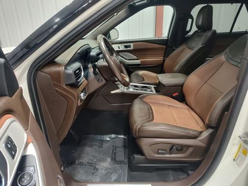 Used 2022 Ford Explorer King Ranch w/ Premium Technology Package AWD/4WD image 10