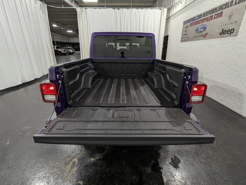 New 2026 Jeep Gladiator Sport image 9