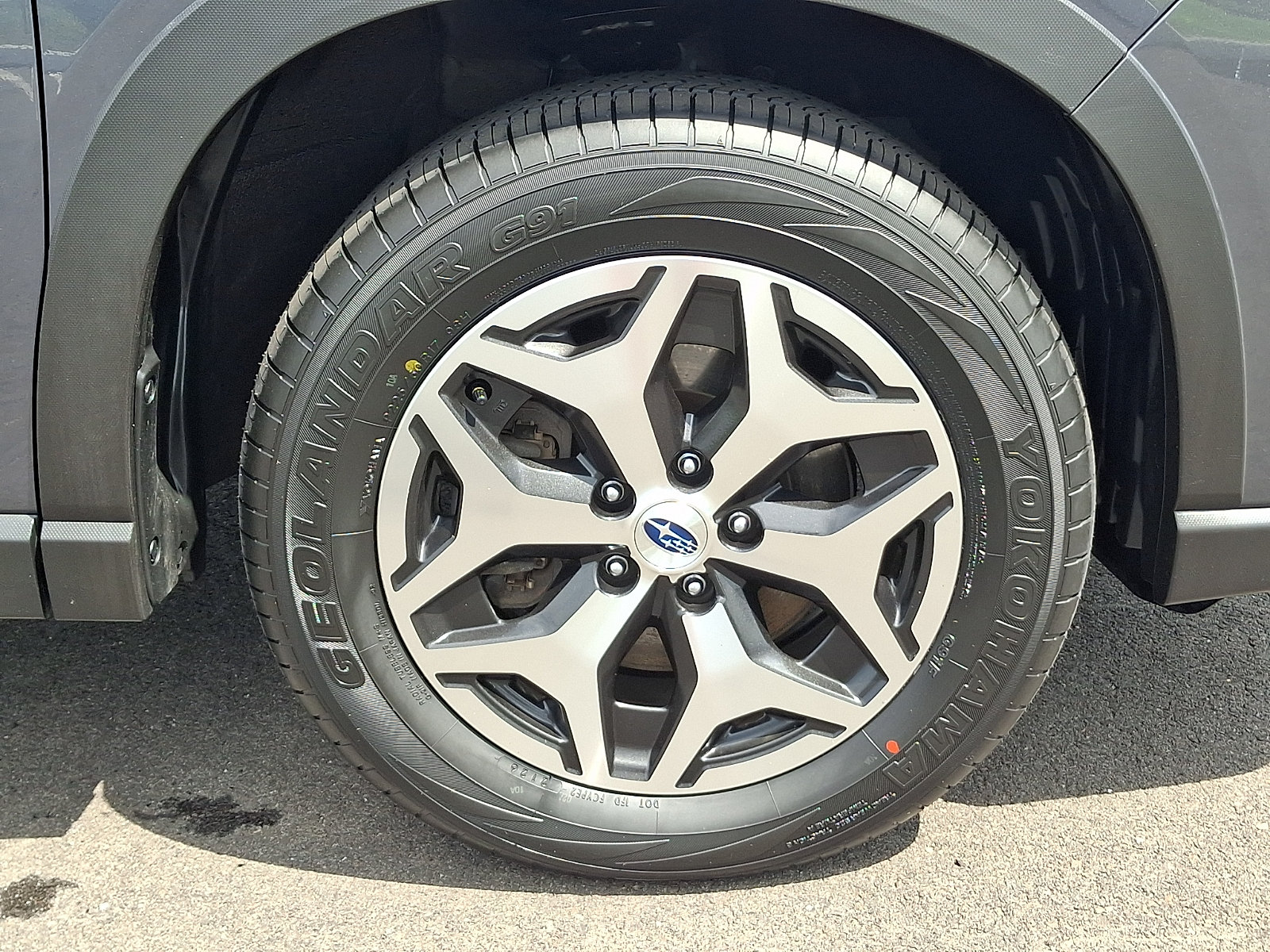 Certified 2023 Subaru Forester Premium AWD/4WD image 9