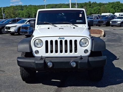 Used 2014 Jeep Wrangler Sport w/ Quick Order Package 24S AWD/4WD image 2