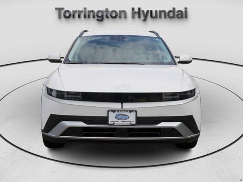 New 2025 Hyundai Ioniq 5 SEL image 2