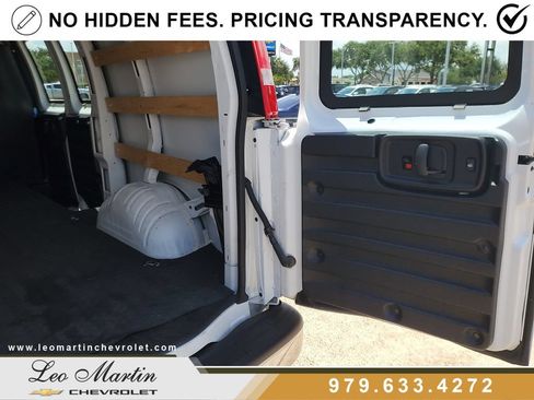 Used 2025 GMC Savana 2500 w/ Driver Convenience Package RWD image 9