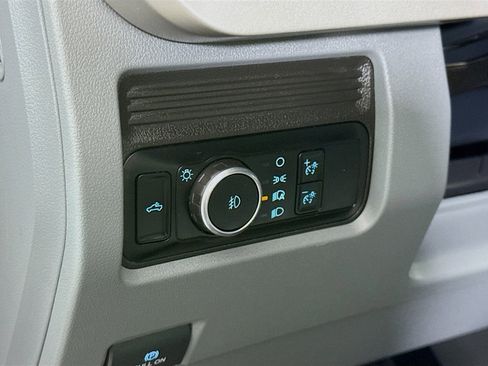 Used 2024 Ford F250 XLT w/ FX4 Off-Road Package AWD/4WD image 20