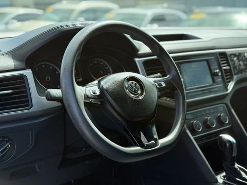 Used 2018 Volkswagen Atlas S FWD image 24