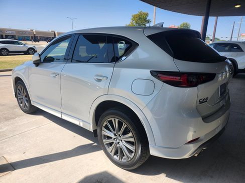 Used 2025 MAZDA CX-5 Signature AWD/4WD image 10