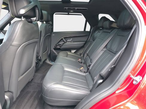 New 2026 Land Rover Range Rover Sport Dynamic SE image 14