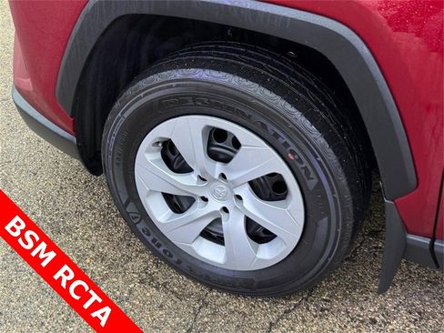 Used 2024 Toyota RAV4 LE image 10