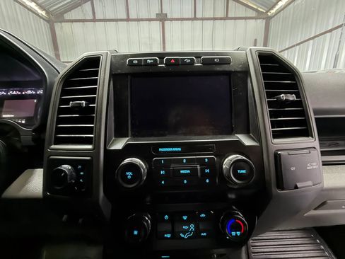 Used 2022 Ford F350 XL w/ STX Appearance Package AWD/4WD image 18