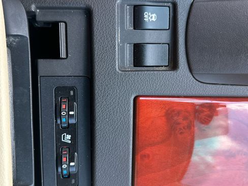 Used 2012 Lexus RX 450h FWD image 29