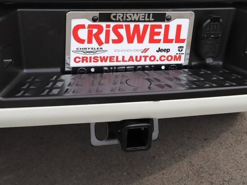 Used 2018 Nissan Titan PRO-4X image 8