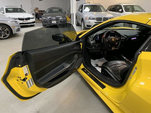 Used 2017 Ferrari 488 Spider RWD image 11