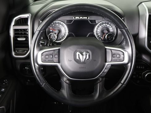Used 2023 RAM 1500 Big Horn AWD/4WD image 35