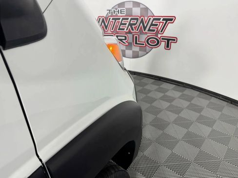 Used 2024 RAM ProMaster 1500 w/ Convenience Group image 31