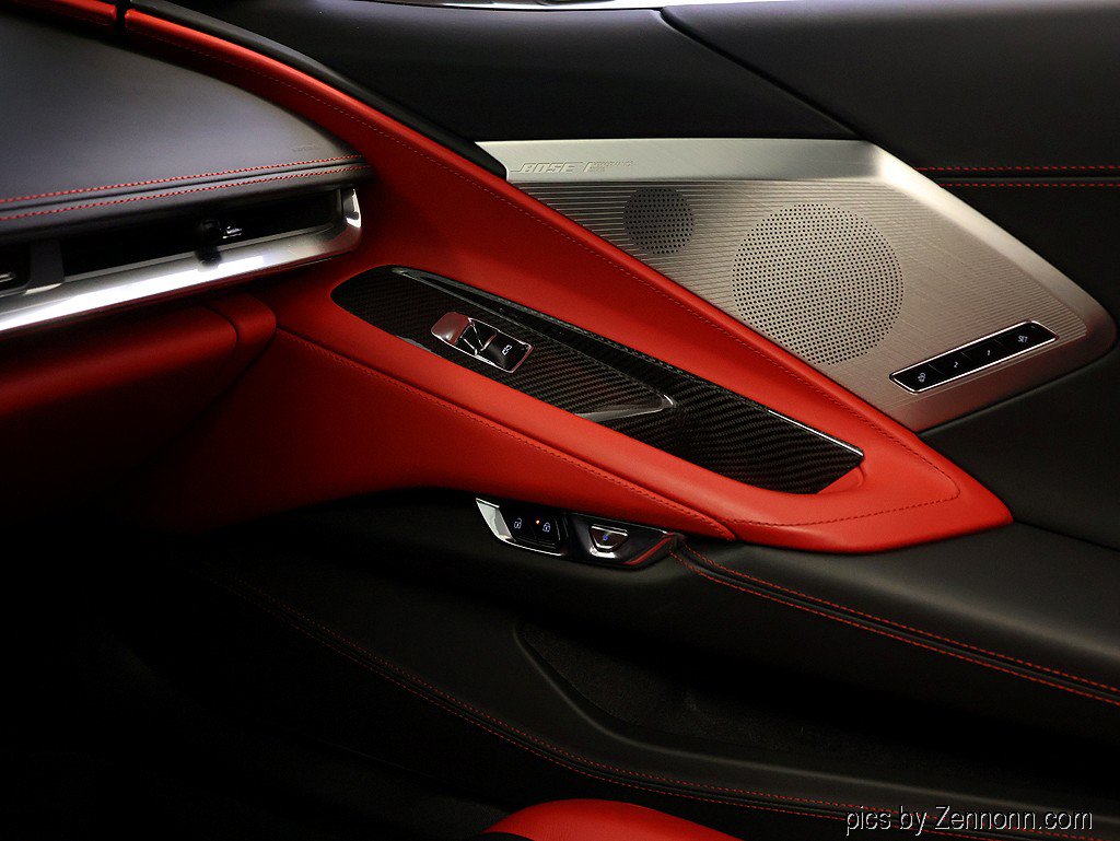 Used 2020 Chevrolet Corvette Stingray Premium Cpe w/ 3LT Preferred Equipment Group RWD image 26