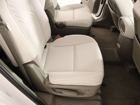 Used 2026 Hyundai Palisade SEL FWD image 15