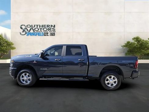 Used 2025 RAM 2500 Big Horn AWD/4WD image 2