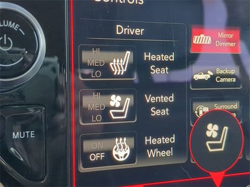 Used 2019 RAM 2500 Laramie image 24