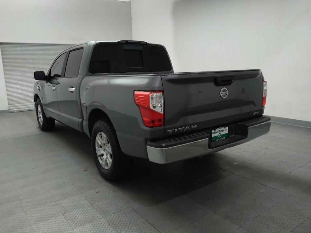 Used 2017 Nissan Titan SV RWD image 5