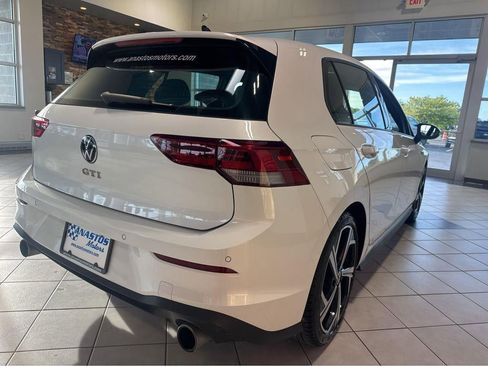 Used 2024 Volkswagen GTI SE FWD image 13