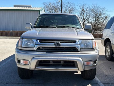 Used 2001 Toyota 4Runner Limited image 2