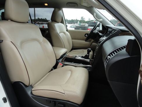 Used 2018 Nissan Armada SL w/ Premium Package AWD/4WD image 10