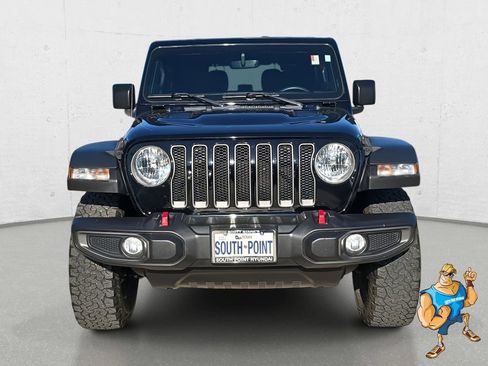 Used 2022 Jeep Wrangler Rubicon image 2